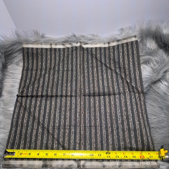 Authentic Fendi Scarf~NIB - Picture 4 of 6